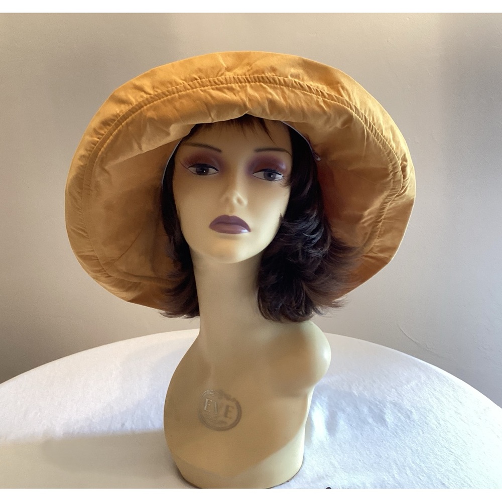 Wide Brim Go Anywhere Hat NWOT